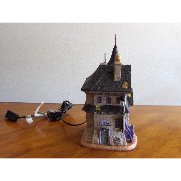 Lemax Spooky Town Halloween Village The Future Looks Dark 25857 Serena Tested - Picture 8 of 16